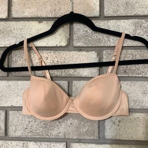 3for$20 bra has underwire 34B